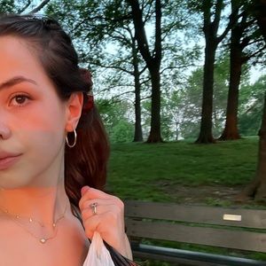 Meet your Posher, Anastasia